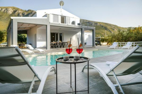 Luxury Villa La Perla - Castellammare del golfo with Pool, Garden and Parking Castellammare Del Golfo